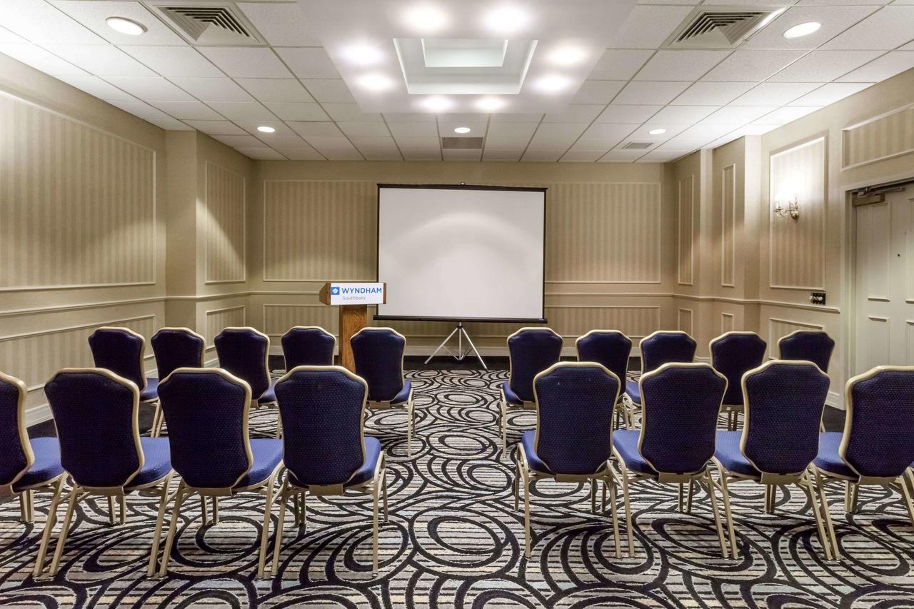 Hotel Wyndham Southbury Esterno foto