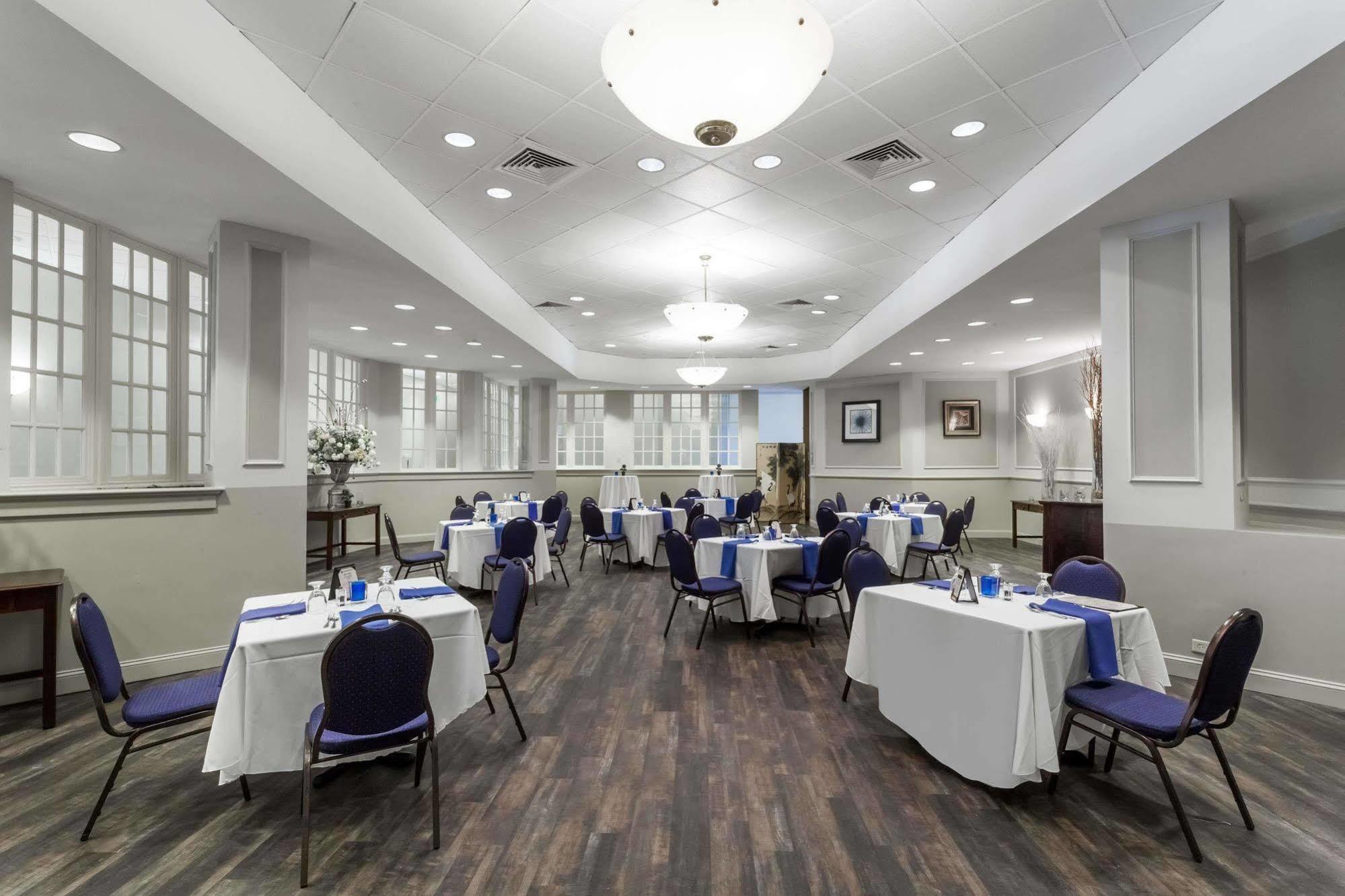 Hotel Wyndham Southbury Esterno foto