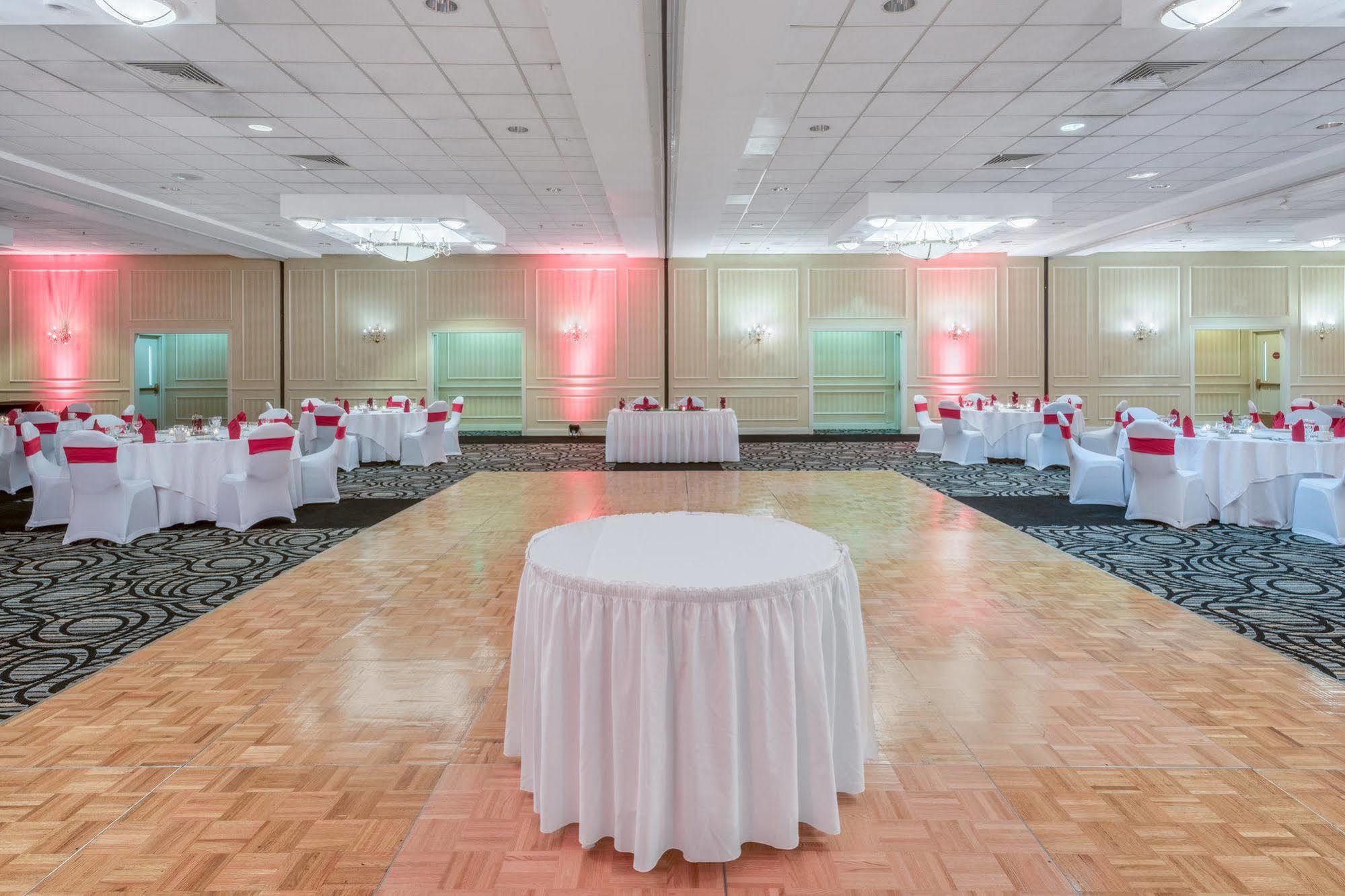 Hotel Wyndham Southbury Esterno foto