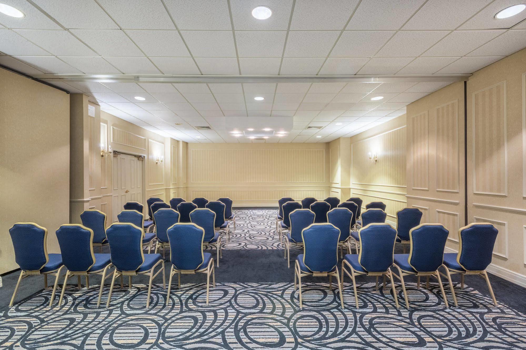 Hotel Wyndham Southbury Esterno foto